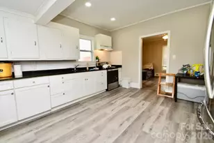 2007 S York Rd, Gastonia, NC 28052 - Photo 7