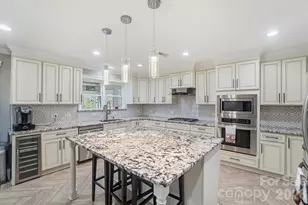 14010 Mareshead Ln, Matthews, NC 28105 - Photo 13