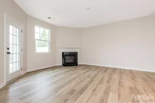 2713 Sawbridge Ln, Gastonia, NC 28056 - Photo 5