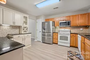 7531 Pilot Cove Ct, Denver, NC 28037 - Photo 7