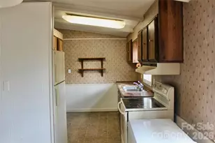 14 Irvin Rd, Pisgah Forest, NC 28768 - Photo 9