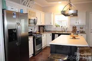 17726 Delmas Dr, Cornelius, NC 28031 - Photo 5