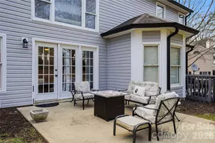 8729 Fox Chase Ln, Charlotte, NC 28269 - Photo 21