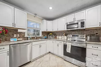 1636 Carolina Circle, Gastonia, NC 28054 - Photo 9