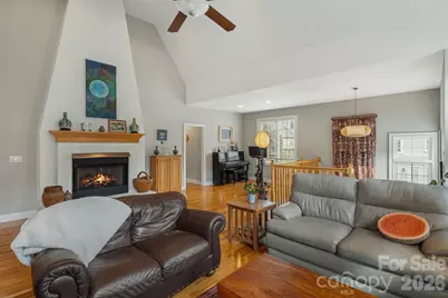 405 Mistletoe Trail, Hendersonville, NC 28791 - Photo 15