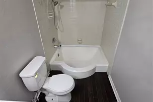 4811 Spring Lake Dr, Charlotte, NC 28212 - Photo 17