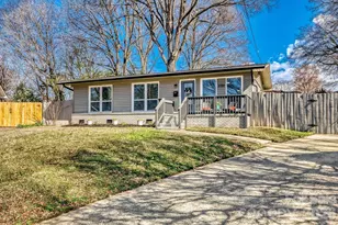 3701 Lynette Ct, Charlotte, NC 28217 - Photo 1