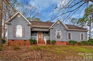 722 Canterbury Dr, Lancaster, SC 29720 - Photo 1