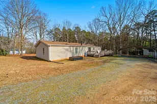 107 10th St NE, Hildebran, NC 28637 - Photo 17