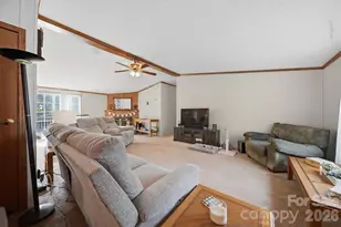 107 10th St NE, Hildebran, NC 28637 - Photo 11