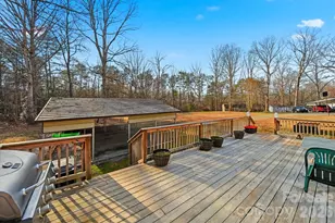 107 10th St NE, Hildebran, NC 28637 - Photo 5