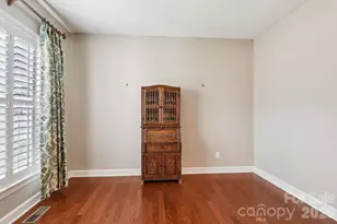 10826 Rogalla Dr, Charlotte, NC 28277 - Photo 5