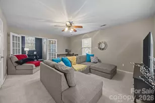 5536 Tullamore Ln, Charlotte, NC 28269 - Photo 29