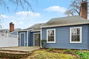 6540 Point Comfort Ln, Charlotte, NC 28226 - Photo 17