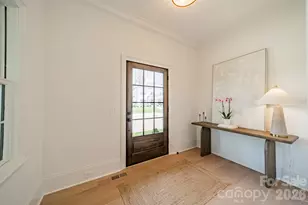 4004 Nettie Ct, Charlotte, NC 28211 - Photo 3