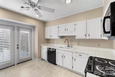 5018 Sunningdale Court, Charlotte, NC 28226 - Photo 15