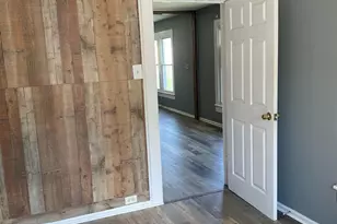 106 S Chapel St, Landis, NC 28088 - Photo 5