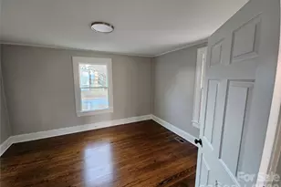 515 26th St SW, Hickory, NC 28602 - Photo 7