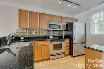 1224 Green Oaks Lane #B, Charlotte, NC 28205 - Photo 5