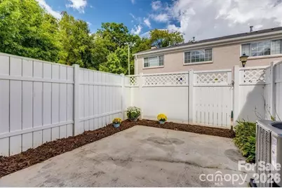 1224 Green Oaks Lane #B, Charlotte, NC 28205 - Photo 25