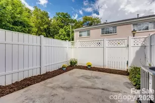 1224 Green Oaks Ln, Charlotte, NC 28205 - Photo 25