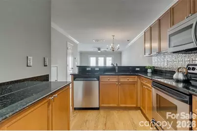 1224 Green Oaks Lane #B, Charlotte, NC 28205 - Photo 7