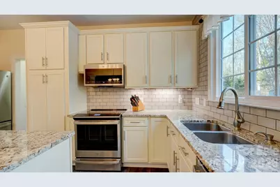 9821 Zackery Avenue, Charlotte, NC 28277 - Photo 13