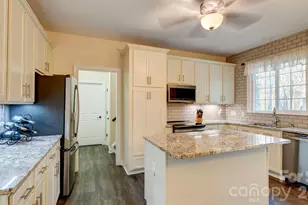 9821 Zackery Ave, Charlotte, NC 28277 - Photo 11