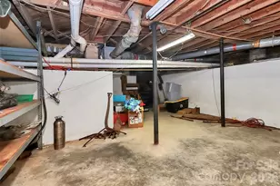 3801 Castlerock Dr, Charlotte, NC 28215 - Photo 37