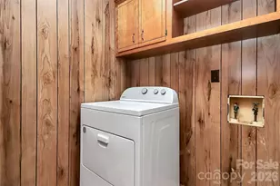 3801 Castlerock Dr, Charlotte, NC 28215 - Photo 27