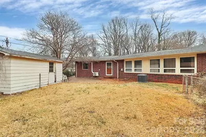 3801 Castlerock Drive, Charlotte, NC 28215 - Photo 5