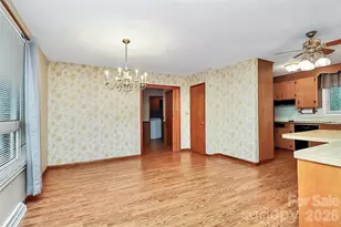 3801 Castlerock Dr, Charlotte, NC 28215 - Photo 23