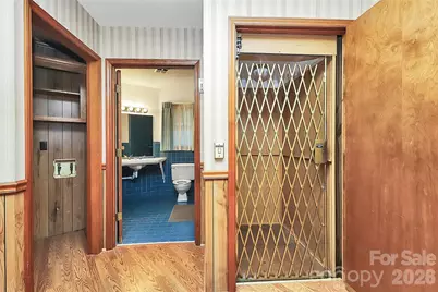 3801 Castlerock Drive, Charlotte, NC 28215 - Photo 33