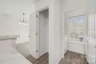 2405 Smugglers Ct, Charlotte, NC 28216 - Photo 11