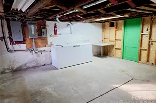 1809 W C St, Kannapolis, NC 28081 - Photo 17