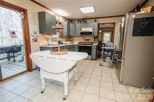 190 Executive Estates Dr, Old Fort, NC 28762 - Photo 9