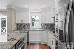 492 14th Ave Ave NE, Hickory, NC 28601 - Photo 3