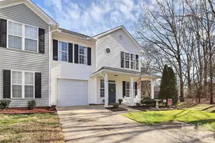 702 Torrey Pines Ln, Fort Mill, SC 29715 - Photo 3