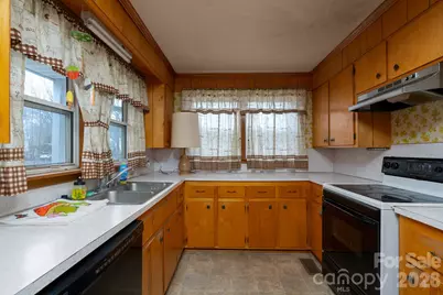 322 E 4th Street, Oakboro, NC 28129 - Photo 23