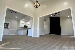 1300 Long Paw Ln, Charlotte, NC 28214 - Photo 15