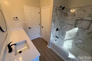 1300 Long Paw Ln, Charlotte, NC 28214 - Photo 27