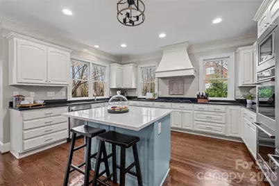 1009 Honors Court, Waxhaw, NC 28173 - Photo 9