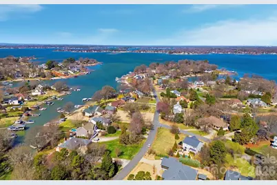 21037 Norman Shores Drive, Cornelius, NC 28031 - Photo 3