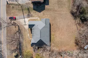 249 Shumaker Dr, Statesville, NC 28625 - Photo 3