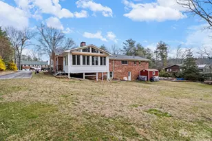 111 Hudson Dr, Hendersonville, NC 28739 - Photo 9