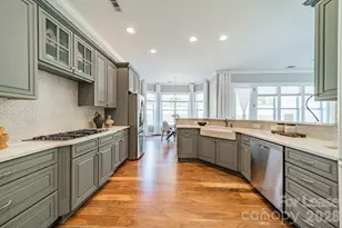 15016 High Bluff Ct, Charlotte, NC 28278 - Photo 9