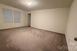 7209 Lenton Rd, Charlotte, NC 28215 - Photo 9