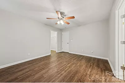 6902 Brachnell View Drive, Charlotte, NC 28269 - Photo 13