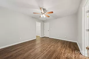 6902 Brachnell View Dr, Charlotte, NC 28269 - Photo 13