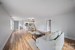 40 Foxden Dr, Fletcher, NC 28732 - Photo 11